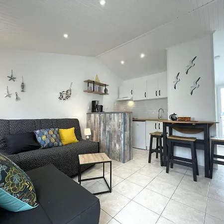 Petite Maison Renovee Pres De La Avec Piscine Chauffee, Tennis Et Patio - - Fr-1-224a-55 Brétignolles-sur-Mer