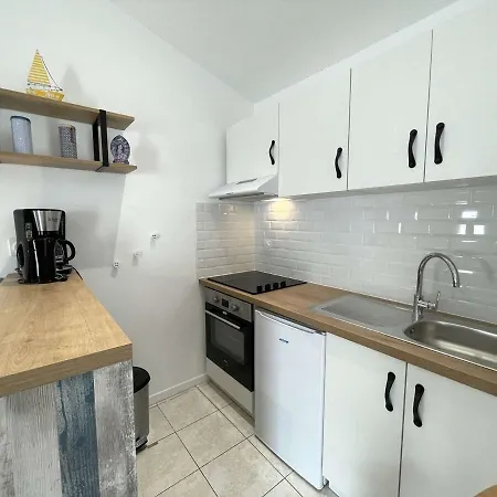 Petite Maison Renovee Pres De La Avec Piscine Chauffee, Tennis Et Patio - - Fr-1-224a-55 *