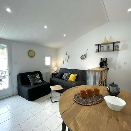 Vakantiehuis Petite Maison Renovee Pres De La Avec Piscine Chauffee, Tennis Et Patio - - Fr-1-224a-55 *