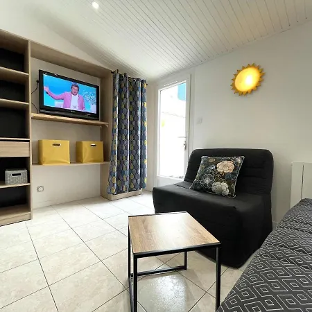 Petite Maison Renovee Pres De La Avec Piscine Chauffee, Tennis Et Patio - - Fr-1-224a-55 Ferienhaus Brétignolles-sur-Mer